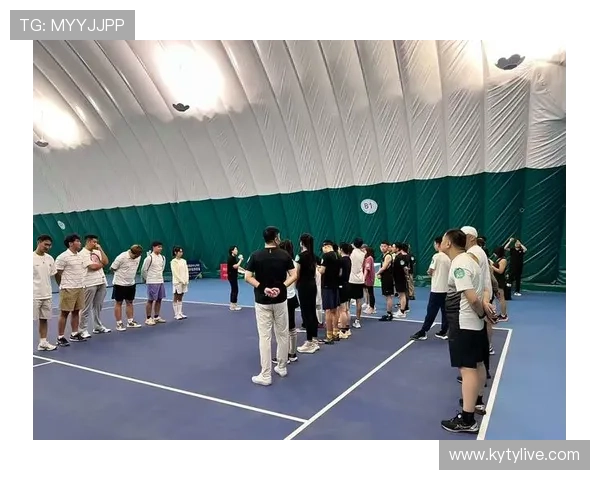 天博体育网球培训课程介绍，专业教练一对一指导助你快速提升网球技术水平